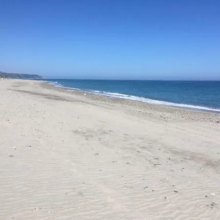 펜션 Casa Sulla Spiaggia- Mortelle 메시나